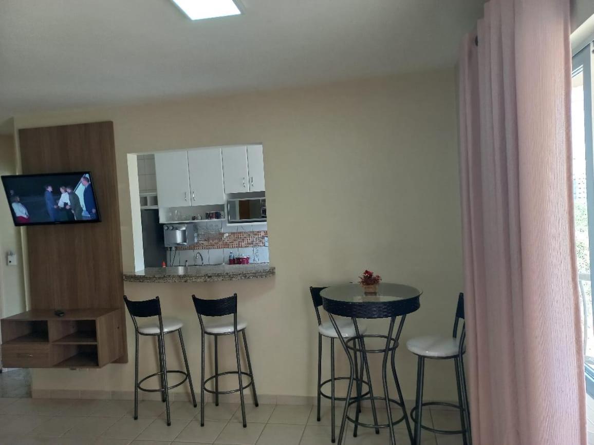 Prive Thermas 01 - Ar Split Nos 2 Quartos, Ventilador Na Sala, Purificador Soft Gelada Natural Apartamento Caldas Novas